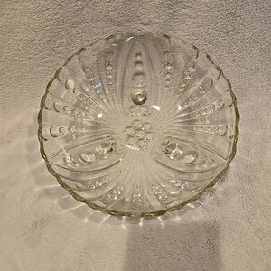 VTG Depression Glass Anchor Hocking Oyster Pearl Footed‎ Fruit/Salad Bowl 8.5"